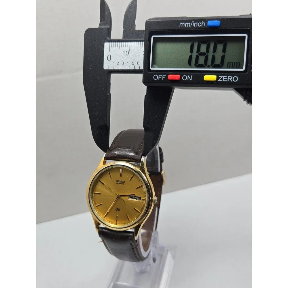 Vintage Seiko SQ 5Y23-7079 Mens 34mm Gold Tone Day Date Quartz Watch New Battery